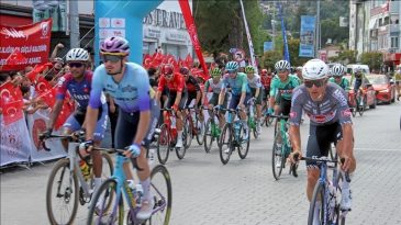 Pedallar bu kez 6. etap için döndü: Türkiye Turu’nda heyecan sürüyor