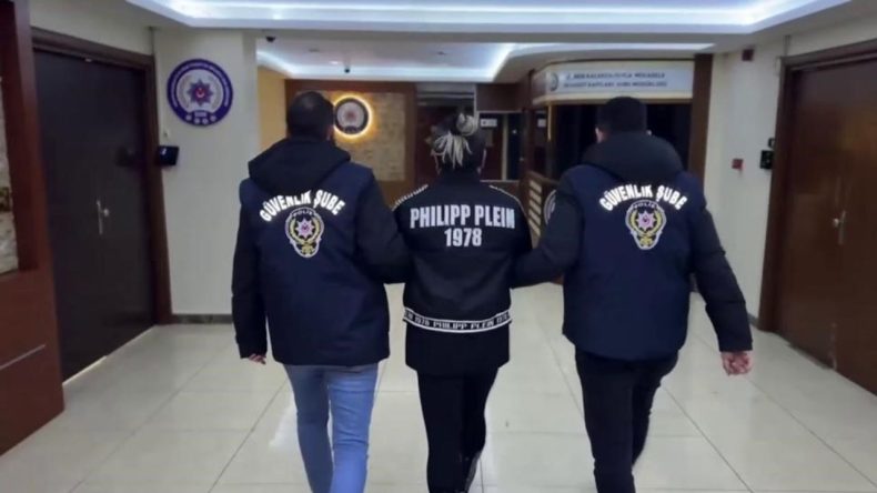 Şallı Paylaşımında Fenomen Murat Övüç İçin 4 Yıl 6 Aya Kadar Hapis Talebi