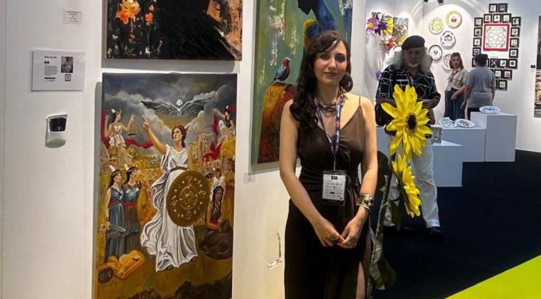 Sanat Fuarında Renkli Dokunuşlar: Gökçenur Öztürk İlgi Odağı Oldu