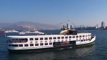 Tarihi Bergama Vapuru’nda Kadınlar Matinesi!