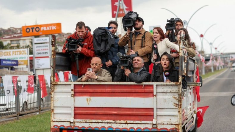 TGS Basın Özgürlüğü Raporunu Açıkladı: 123 Gazeteciden 29’u Tutuklu, 18’i Hala Cezaevinde