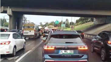Trafiğe Çıkacaklar Dikkat: Akçay Caddesi’nde Arıza Nedeniyle Trafik Durma Noktasında
