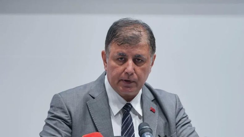 Tugay, CHP Lideri Özel’e Yönelik Saldırıyı Değerlendirdi: “Ya Birilerinden Etkilendi ya da Yönlendirildi!”
