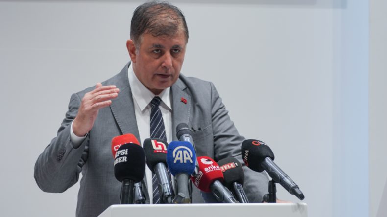 Tugay’dan Uyarı: 4 Bin 100 Bina Riskli, İnsanlar Çaresizlikten O Evlerde Yaşıyor
