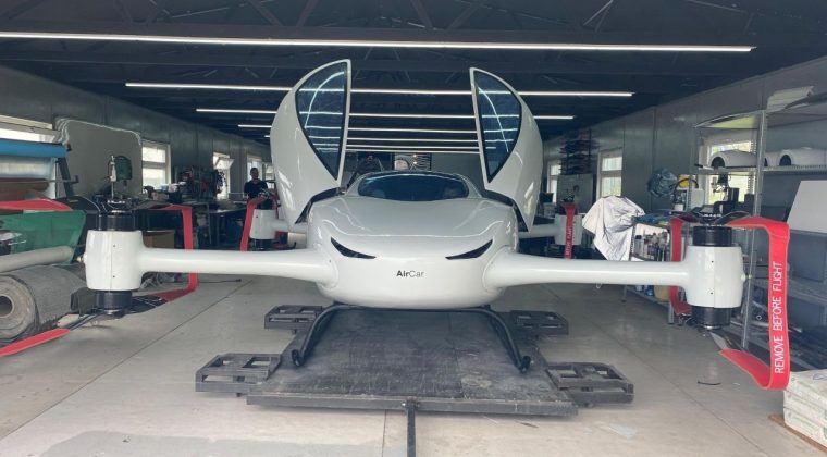 Türkiye’nin İlk Uçan Otomobili: AirCar’ın İnsanlı Uçuşları Başladı