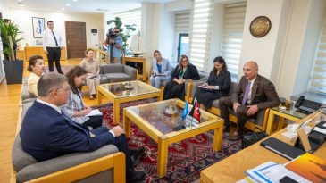 UNICEF’ten İzmir’e Anlamlı Ziyaret: Öncelik Çocuklar