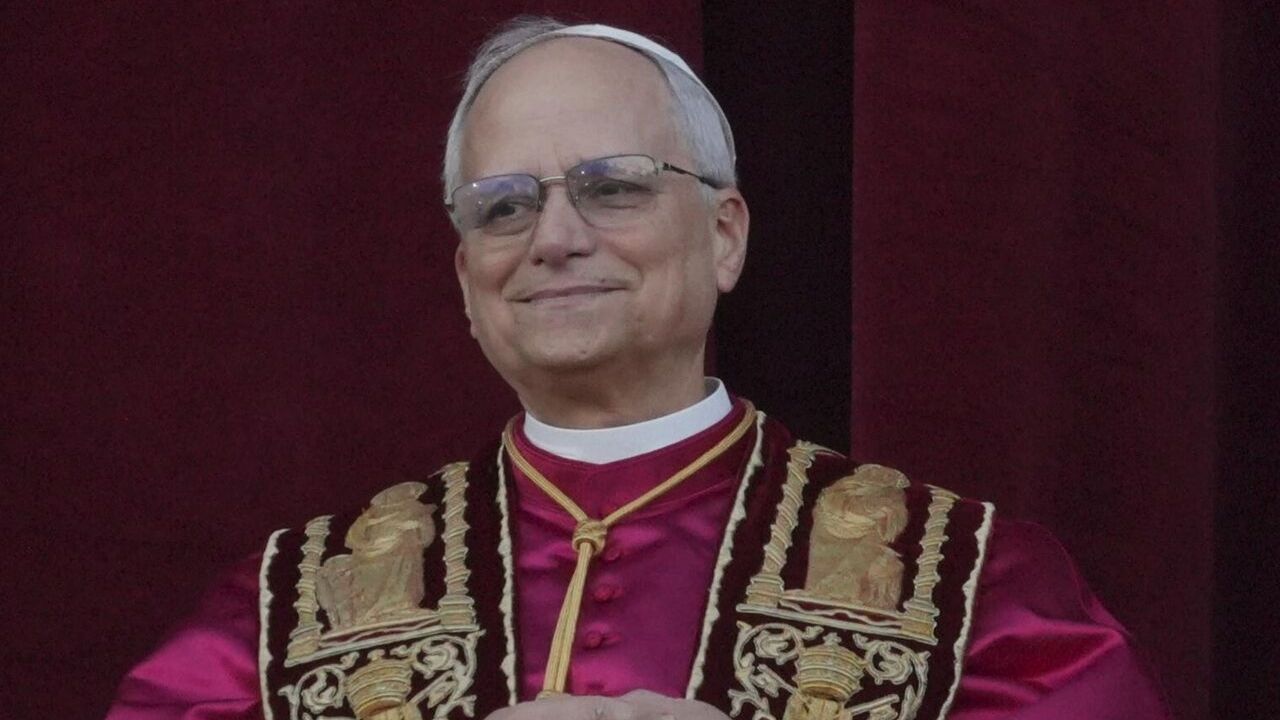 Robert Prevost Biyografisi