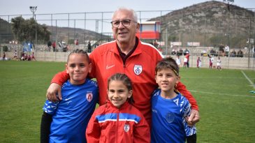 Altınordu Haritayı Tamamlamak İstiyor: 30 İlde Daha Futbol Okulu Kurulacak!