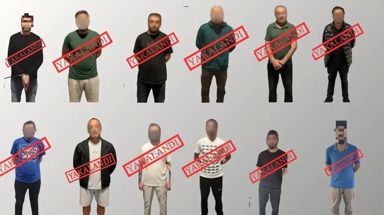 Bakan Bu Fotoğrafla Duyurdu: Kırmızı Bültenle Aranan 12 Suçlu Artık Türkiye'de