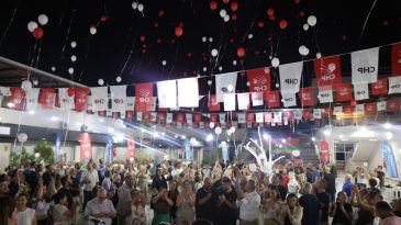 Başkan G&uuml;nay&rsquo;dan Se&ccedil;im Kahramanlarına Teşekk&uuml;r Gecesi