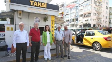 Başkan Yıldız Ünsal’dan taksi duraklarına bayram ziyareti