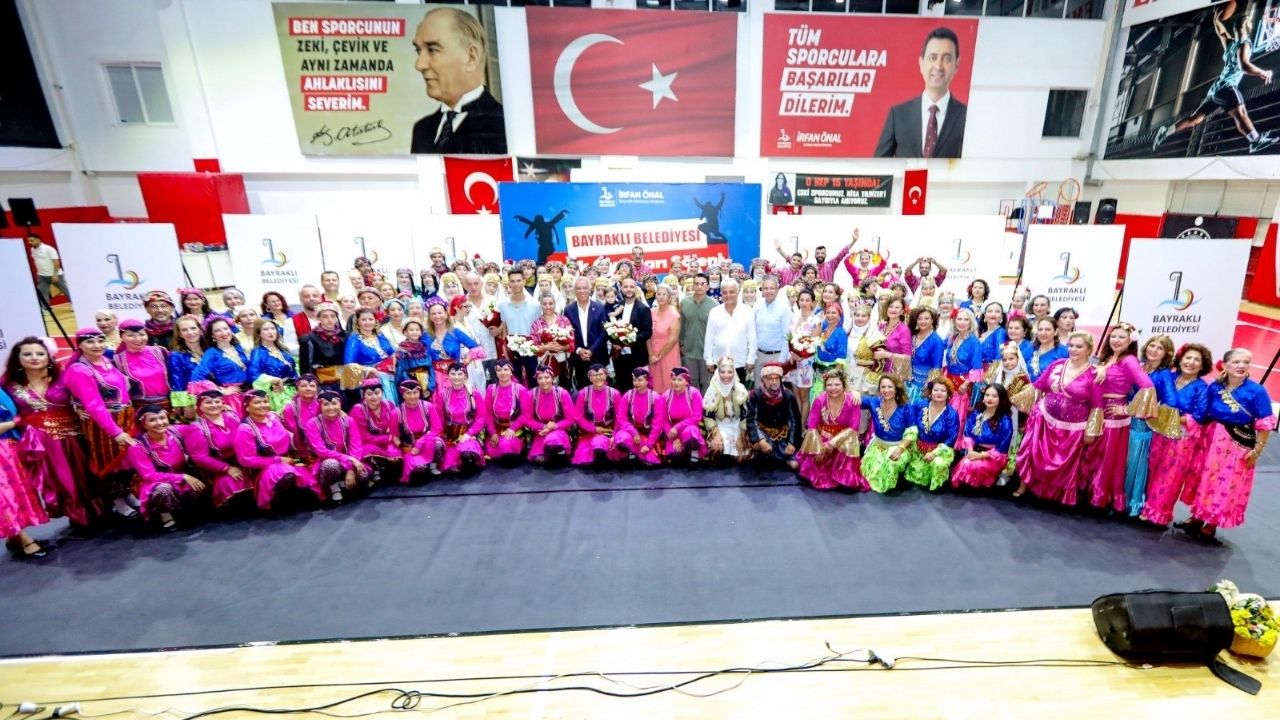 Karadeniz Yöresel Dans Performansı