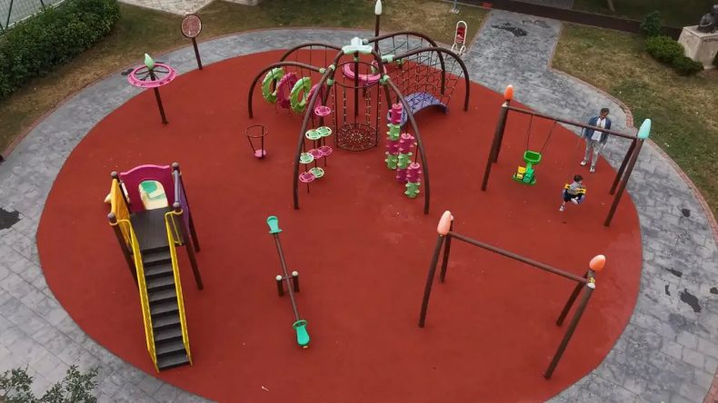Belediye Kolları Sıvadı: Bayraklı’ya 7 Yeni Park Geliyor