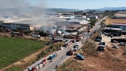 Bir dayanışma örneği: İzmir’in kül olan fabrikası yeniden ayağa kalktı