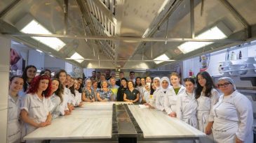 Bornova’da Hamur Umuda Dönüştü