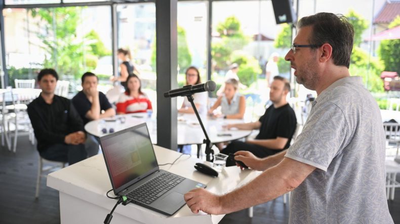 Bornova’da İklim Kriziyle Mücadele: Eğitim Programı Yoğun İlgi Gördü