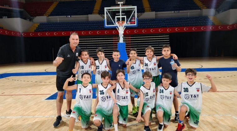 Bravo Yeni Nesil: İzmirli Gençler Basketbolda Zirveye Ulaştı
