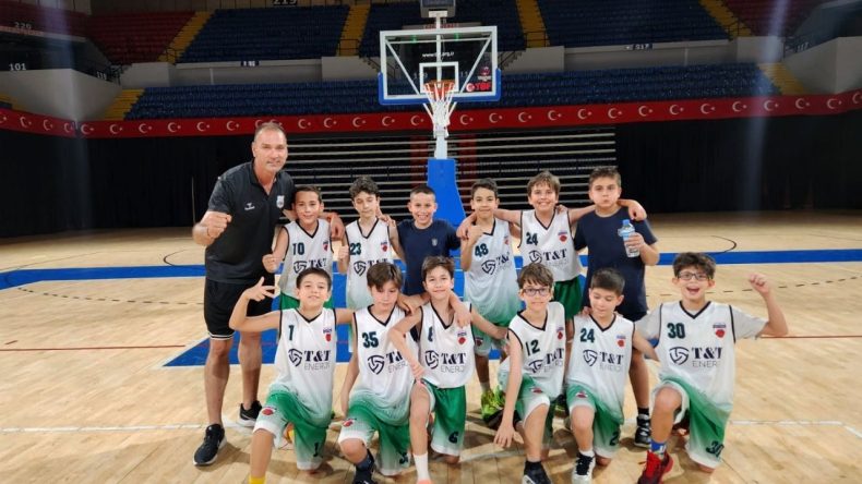 Bravo Yeni Nesil: İzmirli Gençler Basketbolda Zirveye Ulaştı