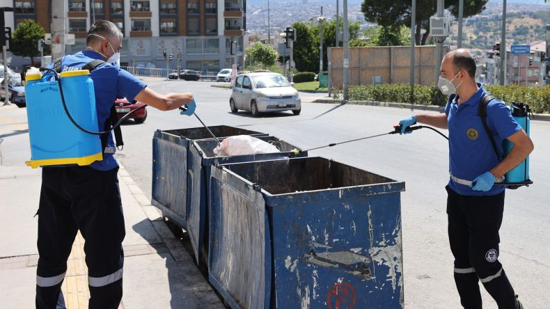 Buca'da İlaçlama Seferberliği: 24 Saat Çalışmalar Devam Ediyor