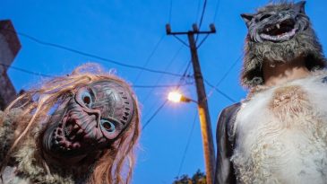 Cadılar Bayramı değil Alabaş geleneği: 200 yıllık ‘Deliler’ gece vakti köyü bastı