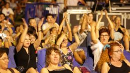 Çim Konserleri Başlıyor