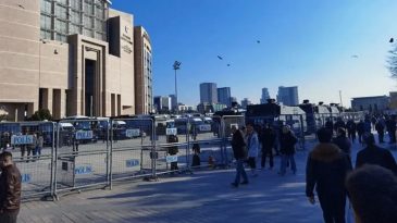 CHP’li Belediyelere Yönelik Operasyonda 5 Başkan Tutuklandı