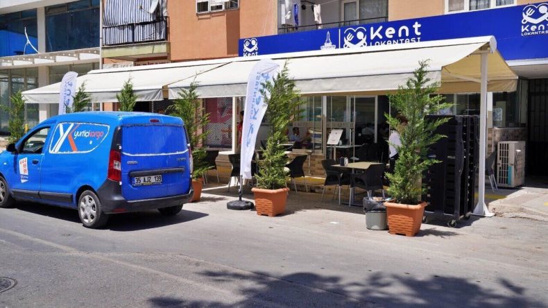 Çiğli Kent Lokantalarında Yemekler Ücretsiz: Ferdi Zeyrek’in Hayrına Dağıtılacak