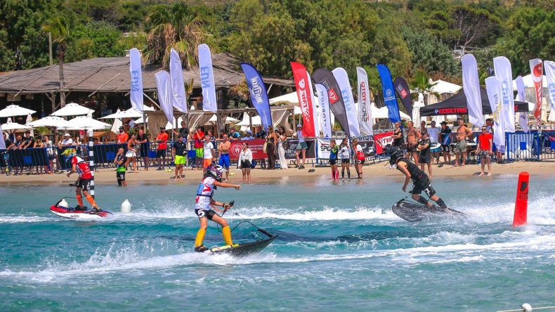 Dünya Motosurf Şampiyonası Türkiye’de Başladı: Start Çeşme’de Verildi