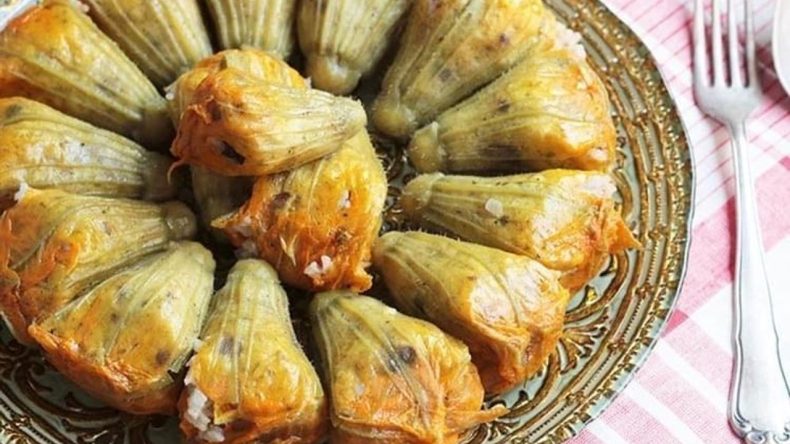 Ege’nin Vejetaryenlerin Gözdesi Bir Tarif: İzmir’e Özgü Bu Yemek Yaz Sofralarının Baş Tacı