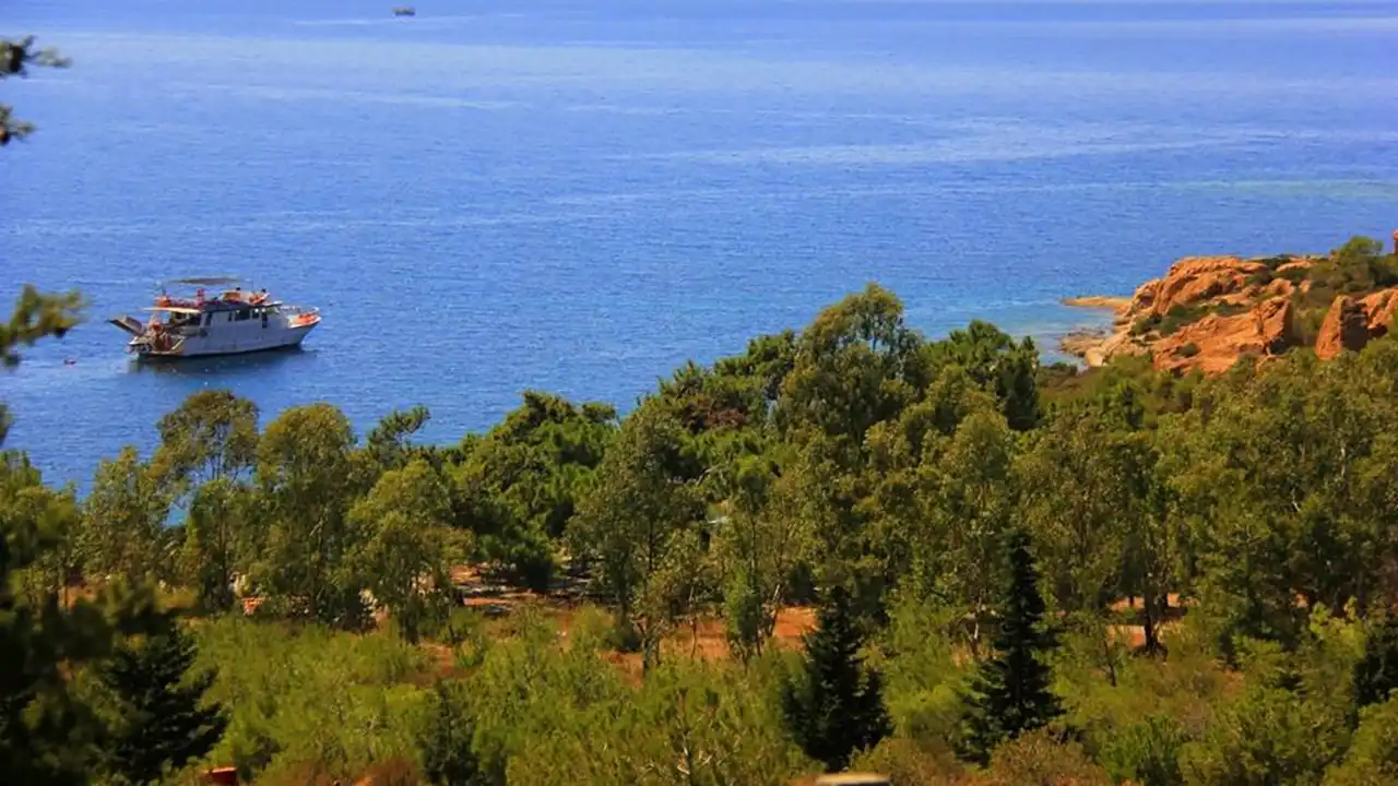 Beyaz Beach