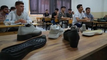 Geleceğin Ayakkabıcıları İzmir’de Yetişiyor