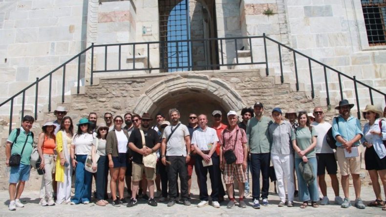 Genç Rehberler Efes’in Kültür Hazinelerini Keşfetti