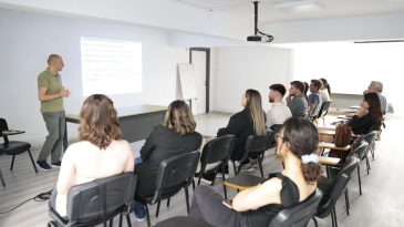Gençler, Konak’ın yeşil geleceğini şekillendiriyor
