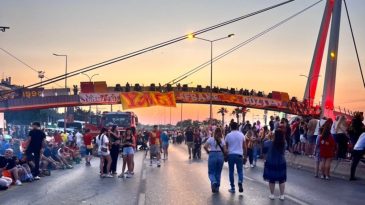 Göztepe’nin 100. Yılına Özel Renkli Kutlamalar İzmir’de Gerçekleşti