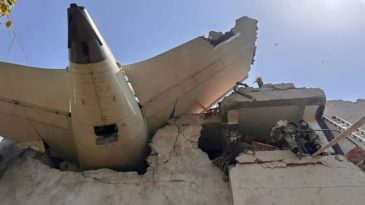Hindistan’daki Uçak Kazasında Hayatını Kaybedenlerin Ailelerine Tazminat Miktarı Açıklandı
