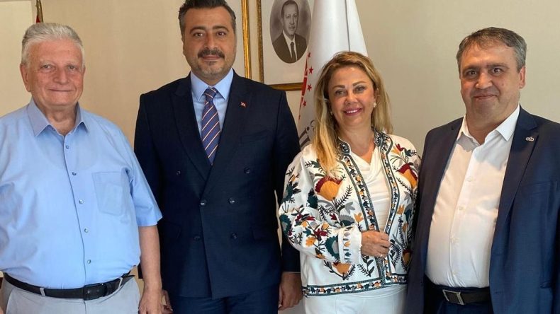 İletişim Başkanlığı'nda İşbirliği Toplantısı: İzmir ve Manisa Medya STK'ları Bir Araya Geldi