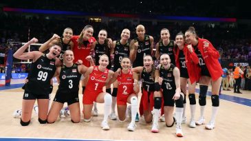 İstanbul’da zorlu mücadele: Filenin Sultanları ilk yenilgisini aldı!