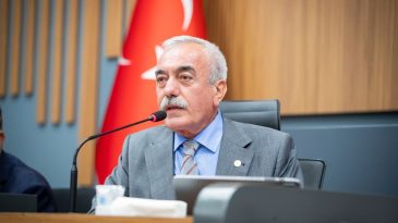 İzBB Başkan Vekili İnanç’tan AKP’ye işçi çıkarma yanıtı: Bu yaptığınıza ‘kurtla yiyip, çobanla ağlaşmak’ derler