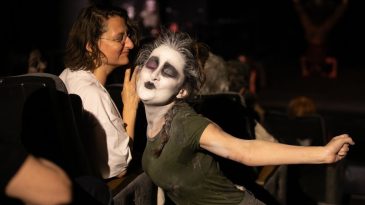 İzBBŞT’nin Yeni Oyunu İzmirlilerden Tam Not Aldı