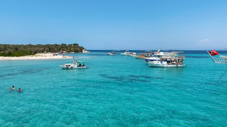 İzmir’in Gizemli Garip Adası: 2 Saatlik Bir Kaçamak