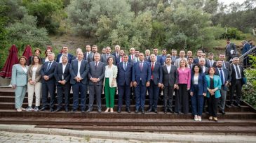 İzmir’in İlçe Belediye Başkanlarından Ferdi Zeyrek’e Taziye Mesajları