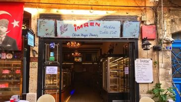 İzmir’in Turizm Cennetinde 84 Yıllık Bir Mekan: Dededen Toruna Kaldı, Şimdi 6 Şubesi Var