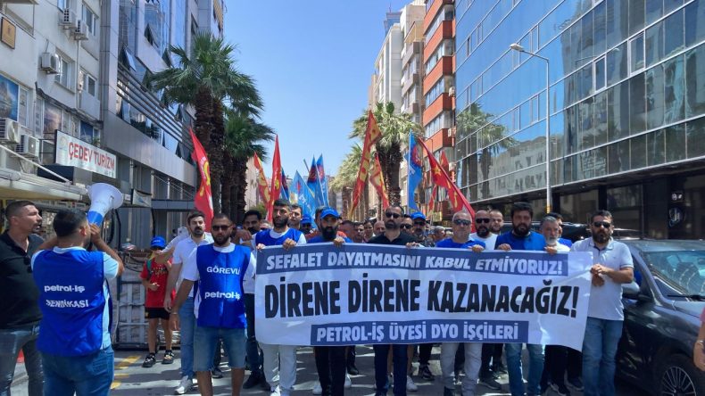 İzmir'de DYO İşçileri Yaşar Holding'in Önünde Toplandı: Yoksulluğa Hayır!