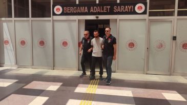 İzmir'de Mısır Tarlasına Saklanan Zehir Taciri Yakalandı