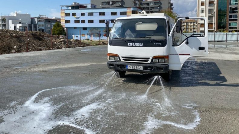 İzmir'de Su Tasarrufu İçin Yeni Önlemler: Torbalı’da Tankerle Sulama Yasaklandı