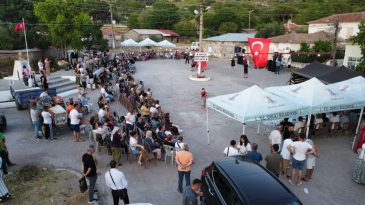 İzmir'de Tarihi K&uuml;lt&uuml;r Etkinliği Ger&ccedil;ekleşti