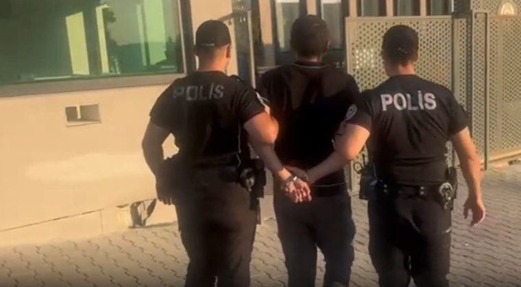 İzmir’de Aranan Çocuk İstismarcısı Yakalandı