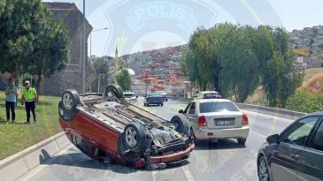 İzmir’de Bayram Trafiği Yoğunluğu: Yeşildere’deki Kaza Ulaşımı Olumsuz Etkiledi