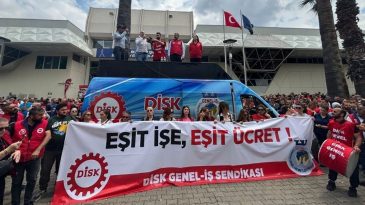 İzmir’de Beklentiler ‘Sandıkta’: Şube Başkanları ‘Greve Devam’ Dedi!