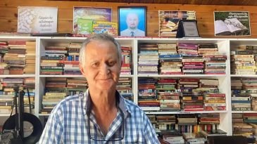 İzmir’de Bir Baba, Kaybettiği Oğlunun Anısını Yaşatmak İçin 14 Kütüphane Açtı